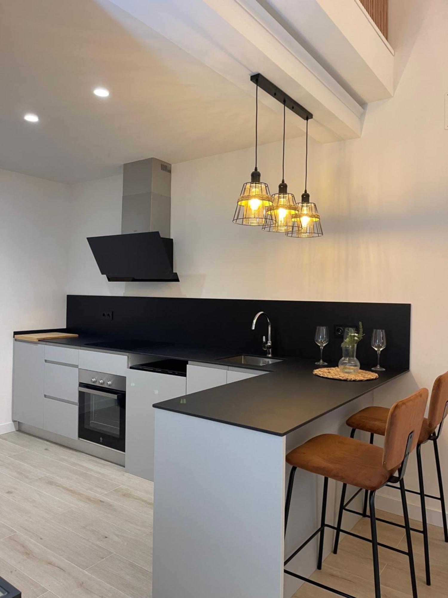 R&K Atocha Apartment Madri Exterior foto
